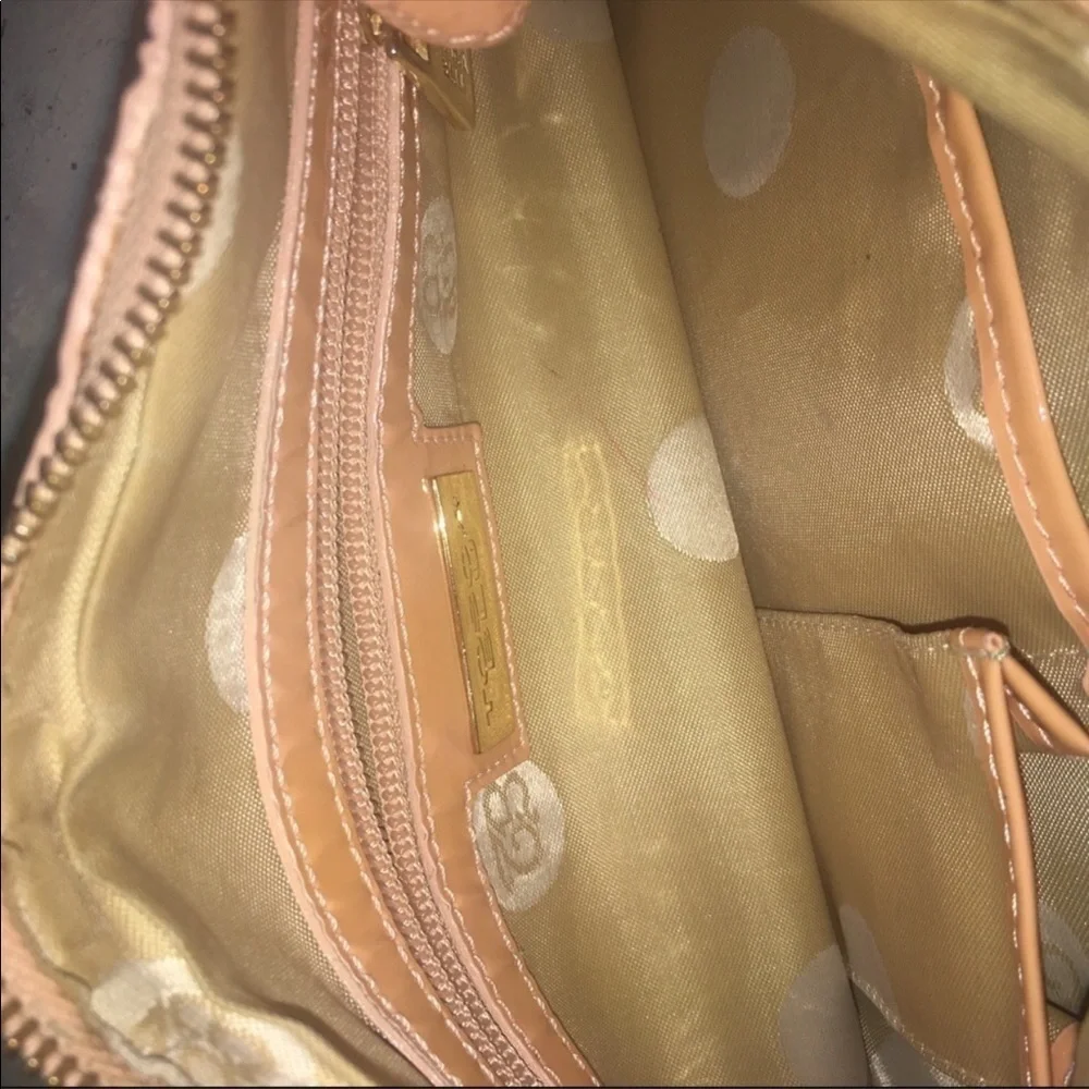 Tosca Blu Leather hobo in pastel pink
